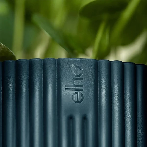 Elho Vibes Fold Round Planter 22cm Deep Blue 4 Elho Vibes Fold Round Planter 22cm Deep Blue - Image 2