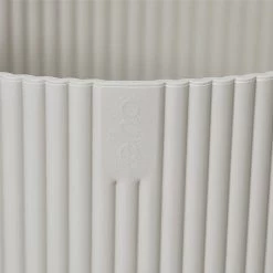 Elho Vibes Fold Round Planter 22cm Silky White 11 Elho Vibes Fold Round Planter 22cm Silky White -Garden Essentials Shop 1230826 4